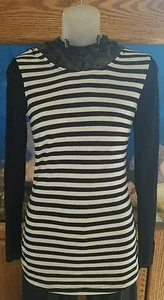 New Mi-Two Hooded Black/White Long Sleeve Top w/Sparkling Studs Size Small - Picture 1 of 8