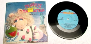 The Muppets Take Manhattan Vintage Talking Storybook with 7” Vinyl Record 45 RPM - Picture 1 of 4