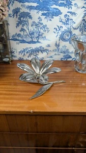 Cenicero Flor de Metal Plateado Estilo Hollywood Regency Vintage Años 1970 - Foto 1 di 11