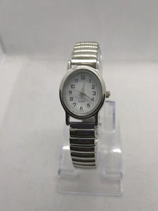 Markenlos Stretch Armband Uhr Silberfarben und Armreif Stretchband - Bild 1 von 6