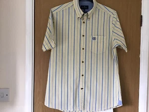 BLUE HARBOUR MENS SHORT SLEEVED SHIRT SIZE MED SLIM FIT VGC - Picture 1 of 5