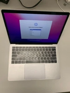 Apple MacBook Air 13" Display/Good condition/16 GB Ram/1.1 GHZ/ 250 GB SSD /2020 - Afbeelding 1 van 4