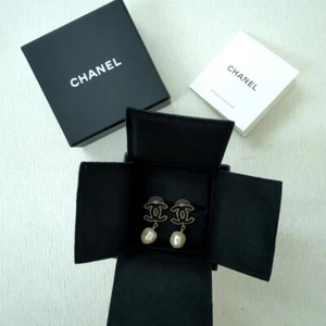 Chanel Coco Mark faux pearl earrings black made in Italy Women's Used from Japan - Picture 1 of 24