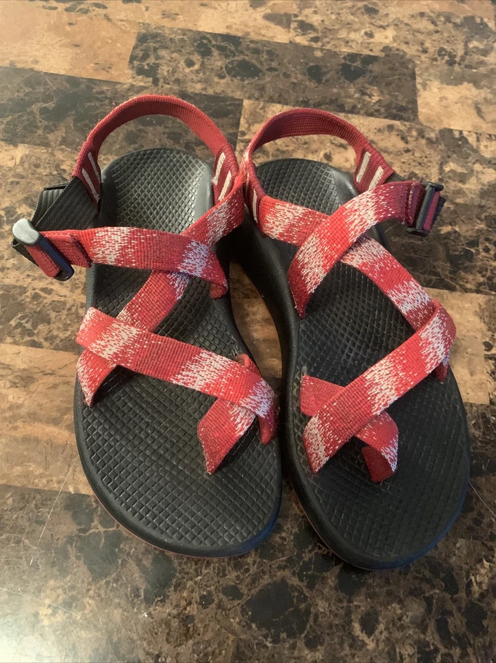 Sandalias Chaco Z2 Yampa en rojo rojo rojo para mujer 7 Foto 1 de 4