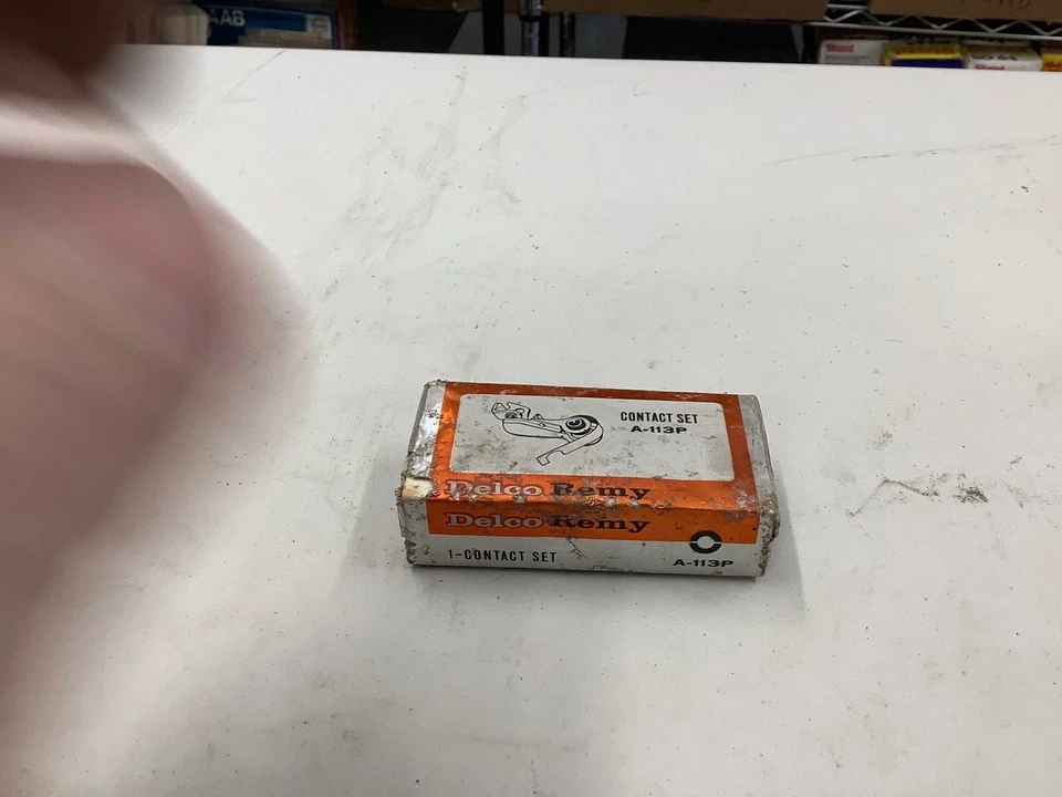 AC DELCO 1950'S-60'S AMC, MOPAR, WILLYS & OTHERS IGNITION POINTS: DELCO A113-P Foto 1 de 1