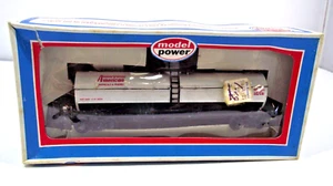 Model Power Model Train HO Scale American Chemicals And Plastics Tank Car - Picture 1 of 8