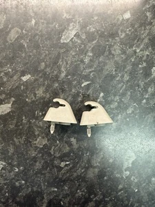 Vauxhall Corsa C Combo C 2000- 2005 Sunvisor Retaining Clips X 2 JJO30 - Picture 1 of 3