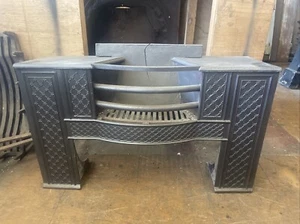 A Georgian Hobgrate - Picture 1 of 7