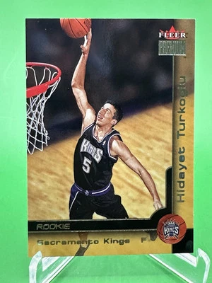 HIDAYET TURKOGLU 2000-01 Fleer Premium ROOKIE #0608/19999 (#226) - CASI NUEVO/COMO NUEVO - Kings Foto 1 de 2