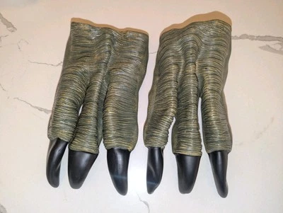 Luvas de fantasia Polyfect Toys borracha aves de rapina dinossauro garras mãos verde preto - Imagem 1 de 4