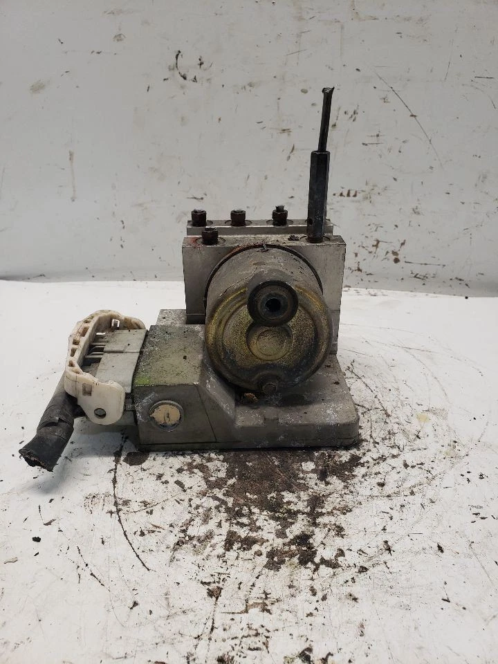 Conjunto de actuador y bomba de pieza de freno antibloqueo para 98-01 SIENNA 1434842 Foto 1 de 3