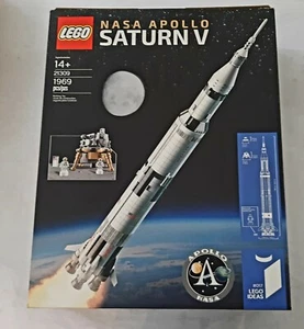 LEGO 21309 NASA Apollo Saturn V 50th Anniversary 1969 piece 1/110 scale model  - Picture 1 of 6
