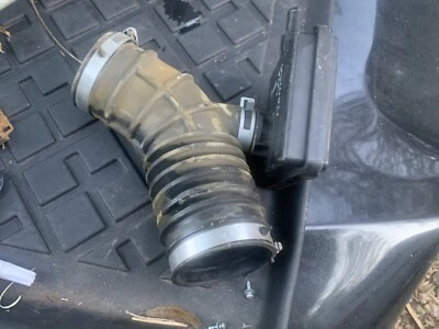 MANGUERA TUBO RESONADOR LIMPIADOR ADMISIÓN AIRE NISSAN ALTIMA 2.5L OEM 16-18 Foto 1 de 4