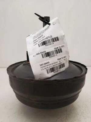 Toyota Celica, Power Brake Booster, 1992-1993, 2.2L,4CYL, 5S-FE, 44610-2D200,OEM - Image 1 of 4