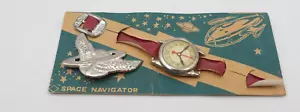 Vintage Space Navigator Uhr & Pin Set Japan 1950er Jahre unbenutzt - Bild 1 von 5