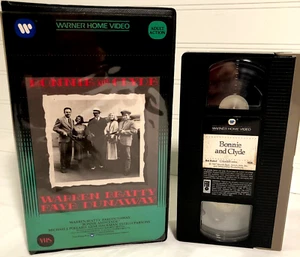 Bonnie and Clyde VHS Tape '83 Warner Home Video 1026 Rare Clamshell Action Crime - Picture 1 of 15