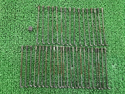 Radios de rueda delantera FLSTS para Harley-Davidson Softail (genuinos, usados, 1998 Mo... Foto 1 de 4