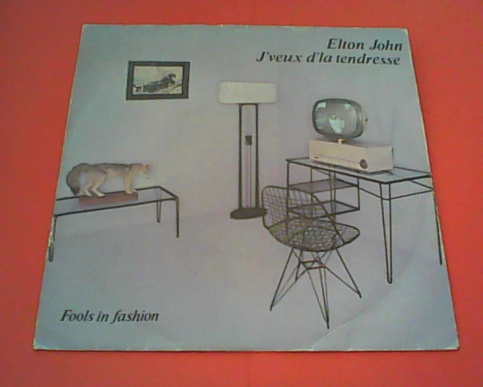 45 TOURS SP ELTON JOHN J  VEUX DE LA TENDRESSE PHONOGRAM 6000 675 DE 1981 - Photo 1/1