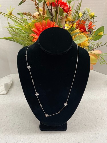 Collana Kate Spade Gleaming Gardenia Flower Sparger O0RU30904 (Argento) Nuova senza etichette