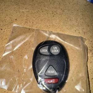 TechSmart Keyless Vehicle Entry Transmitter FOB C02027 - Picture 1 of 2