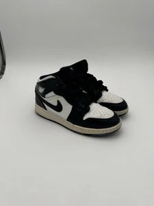 Nike Air Jordan Shoes Kids 3Y 1 Retro High 85 OG Panda Black White DD2194-001 - Picture 1 of 6