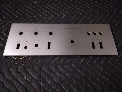 Amplificador integrado Kenwood KA-3500 de colección (solo placa frontal) muy buen estado. Foto 1 de 4