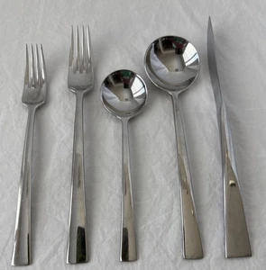 Dansk RONDURE 5 piece Place Setting Dinner Flatware Fork Spoon Stand Up Knife - Picture 1 of 10