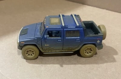 Kinsmart 2005 Hummer H2 SUT ~ Modelo azul enlameado, escala 1:40 - Imagem 1 de 4