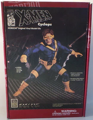 THE X-MEN : 1/6 SCALE CYCLOPS VINYL MODEL KIT MADE BY HORIZON IN 1993 - Image 1 of 4