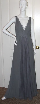 Vestido Monique Lhuillier Cuello en V Profundo Gasa y Tul Talla 8 Gris *640   Foto 1 de 4