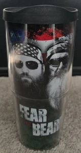 Tervis Duck Commander Dynasty 24 Unzen Trinkbecher + Deckel Angst vor dem Bartmann Geschenk - Bild 1 von 3