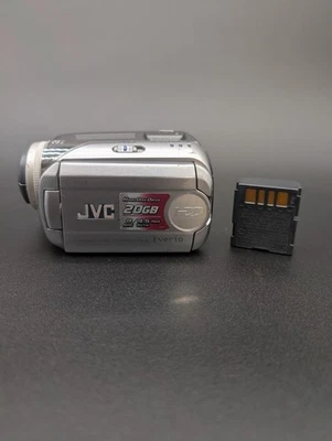 JVC Everio GZ-MG21U 20GB Hard Disk Drive Camcorder With Battery  - Image 1 of 4