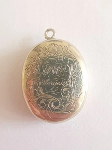 Medaglione ovale vintage in argento sterling? Ciondolo *Non so se si apre*. 12,7 g. R99 - Foto 1 di 4