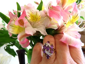 Vtg.❤️ IL 14 Yellow Gold Natural 7 Amethyst 9 Diamond Cocktail Ring Sz. 7 * 5gr - Picture 1 of 13