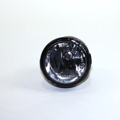 Driving & Fog Light  TYC  19-0561-00 - Image 1 of 2