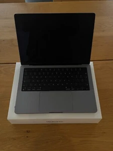 Apple MacBook Pro 14'' M1 Max (2021) - 32GB RAM, 1TB SSD - Space Grey - Bild 1 von 10