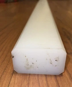 PLATTENRUTSCHE POLY. 3 Fuß 4 Zoll lang Lodal 40 Zoll x 2,75 Zoll x 1,75 Zoll 9962585 Polyurethan - Bild 1 von 3