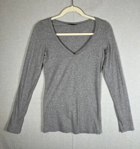Theory Womens Size Medium Long Sleeve T Shirt Tee Gray Top V Neck Quiet Luxury - Picture 1 of 8