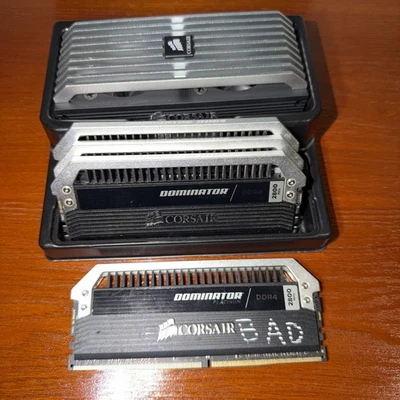 Corsair Dominator Platinum Series 16Gb (4 x 4Gb) DDR4 SDRAM 2666 MHz (READ) - Image 1 of 3