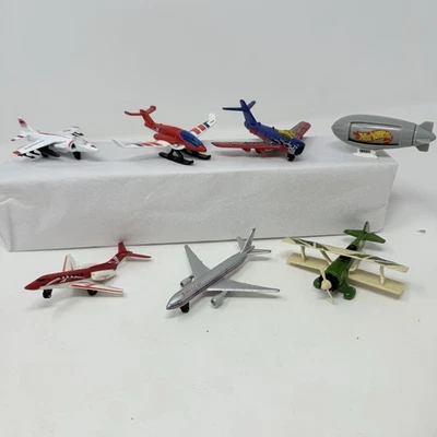 Matchbox Sky Busters  Airline Military Planes Lot Die Cast Toy Airplanes + Blimp - Image 1 of 4