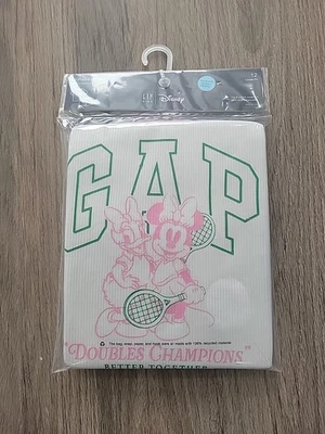 Conjunto curto Gap Gap × Disney Kids PJ reciclado. Ajuste solto tamanho 12.  Minnie & Daisy - Imagem 1 de 4