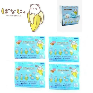 Lote de 4 - Bananya Kitty In A Banana Blind Mystery Figure Dangler -Tomy - Sellado - Imagen 1 de 5