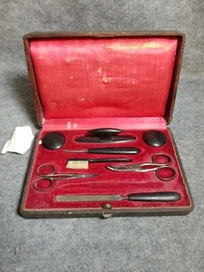 Ebony Traveling Dresser/Vanity Set With Rouge - Picture 1 of 10