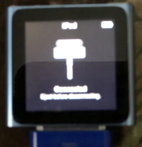 Ipod shuffle 6th Gen Blue (8 GB) A1366 Good Used [BROKEN] Battery Issue - Picture 1 of 2