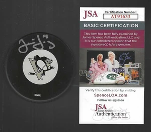Jaromir Jagr Signed Pittsburgh Penguins Puck JSA COA - Picture 1 of 1