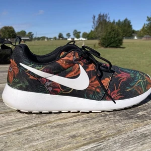 Nike Men’s Roshe Run Smokey Lotus Sneakers;  Size 9.5 - Picture 1 of 7