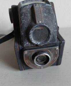 Barnet Ensign Ful-Vue 1940s-50s Camera For Parts or Prop Not Working Cannot Open - Picture 1 of 12