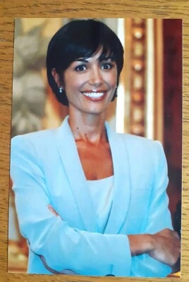 Mara Carfagna Italian Minister & Fashion Model Hand Signed 6"x4" Photo AFTAL COA - Image 1 of 2