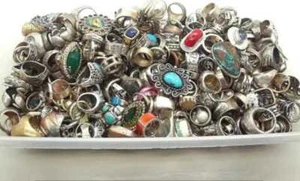 ¡VENTA A GRANEL! Lote al por mayor de anillos enchapados en plata de ley 925 con mezcla de piedras preciosas - Imagen 1 de 5