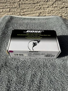 BOSE In-Ear Headphones 044435 In original box Black - Picture 1 of 3